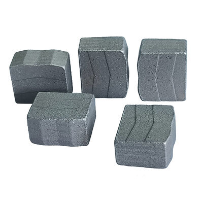 ইউরোপের জন্য 3000 মিমি হার্ড গ্রানাইট ডায়মন্ড সেগমেন্ট রাশিয়া গ্যাব্রো ডায়াবেস কারেলিয়া গ্রানাইট